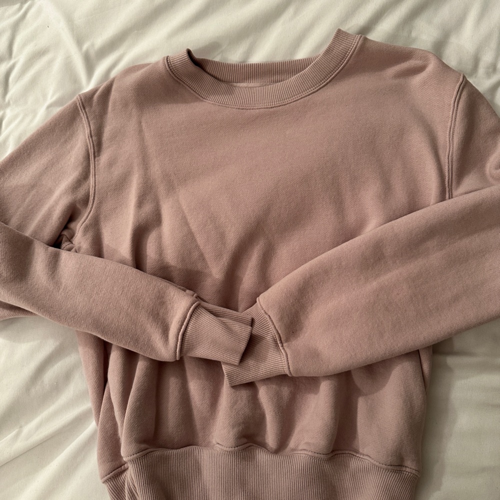 Mauve aritzia crewneck size 2xs